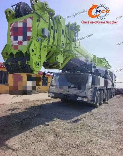 Una grúa de camión usada de 800 toneladas rentable 2020 está disponible para pre-pedido.