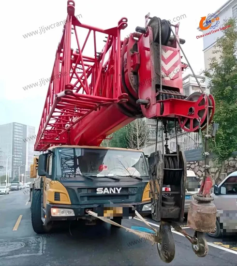 2020 Sany 80 toneladas 5-Sección Boom usada Crane de camiones, calidad confiable, precio razonable