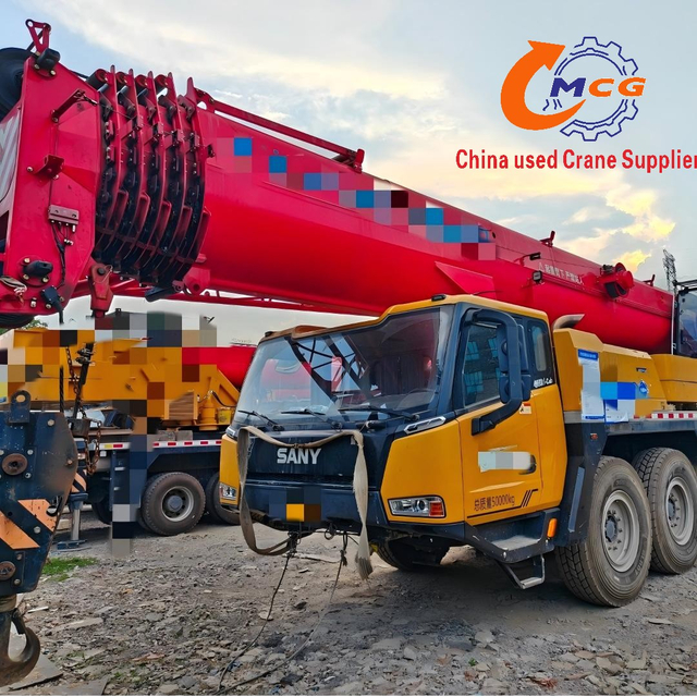 Camión grúa usado confiable Sany 2023 con pluma de 6 secciones y 100 toneladas STC1000C6-8