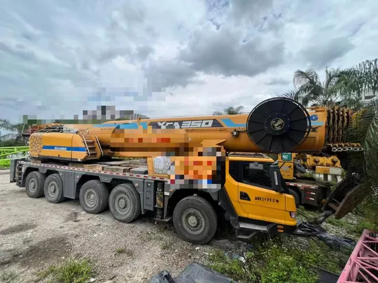 Estamos vendiendo equipos de elevación pesada: un XCMG de 220 toneladas 2019, auge de 7 secciones, utilizó una grúa de camiones todo terreno. Altamente rentable.